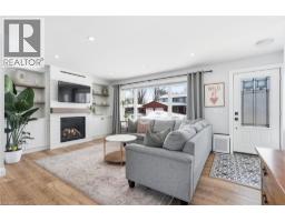 727 PALACE Street E - 8