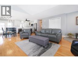 21 MOORE Street - 16