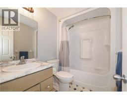 21 MOORE Street - 42