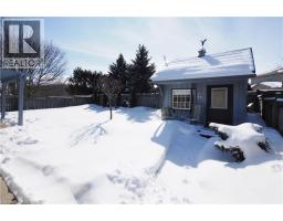 21 MOORE Street - 45