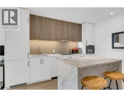 741 KING Street W UnitNo. 906 - 17