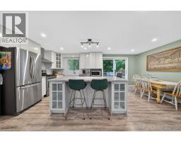 14 CHIPPEWA Street W - 13