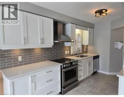 3 CRAWFORD Place - 3