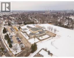 627 GLEN FORREST Boulevard - 45