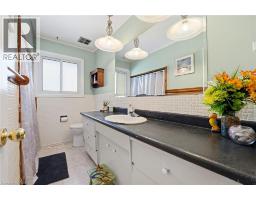 73 JACOB Street E - 19