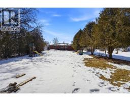 73 JACOB Street E - 27