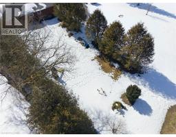 73 JACOB Street E - 35