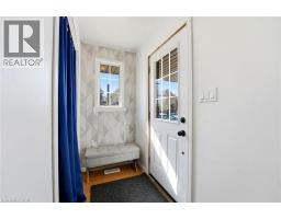 73 JACOB Street E - 8