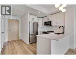 60 CHARLES Street W UnitNo. 1904 - 6