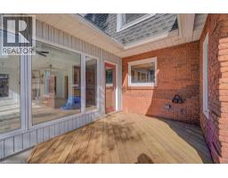 20 ROSSLINN Road - 38