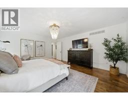 24 COTTONWOOD Crescent - 22