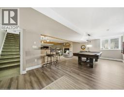 24 COTTONWOOD Crescent - 30