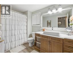 733 BREAKWATER Crescent - 18