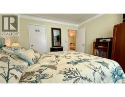 1665 COCKSHUTT Road - 16