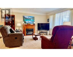 1665 COCKSHUTT Road - 8