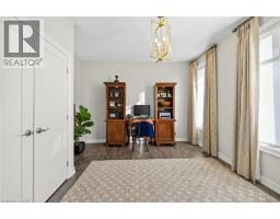 135 NEW LAKESHORE Road - 21