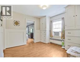 48 GARNER Road W - 18