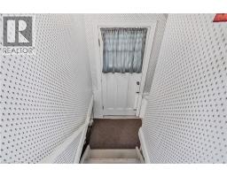 48 GARNER Road W - 27