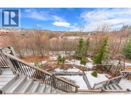 67 MAITLAND Street - 3