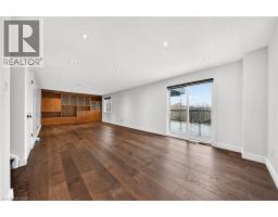 67 MAITLAND Street - 35