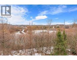 67 MAITLAND Street - 4