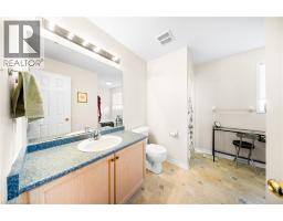 132 BLACKBURN Drive - 31