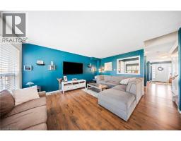 132 BLACKBURN Drive - 9