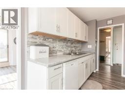 300 KEATS Way UnitNo. 402 - 28