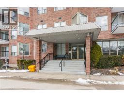 300 KEATS Way UnitNo. 402 - 3