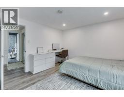 55 WENTWORTH Court - 24