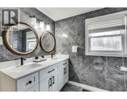 55 WENTWORTH Court - 26