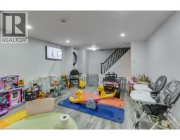 55 WENTWORTH Court - 34