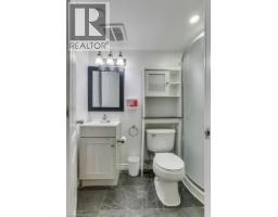 55 WENTWORTH Court - 38