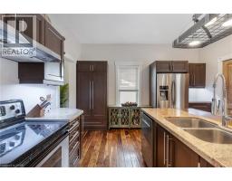 338 LAUREL Street - 17