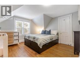 338 LAUREL Street - 25