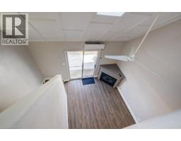 41 VALLEYVIEW Road UnitNo. 35 - 13