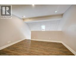 41 VALLEYVIEW Road UnitNo. 35 - 14