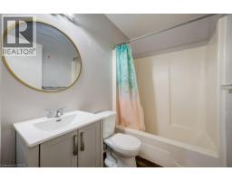 41 VALLEYVIEW Road UnitNo. 35 - 17