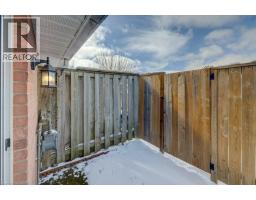 41 VALLEYVIEW Road UnitNo. 35 - 20