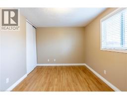 89 ROLLING MEADOWS Drive - 23