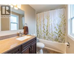 89 ROLLING MEADOWS Drive - 26