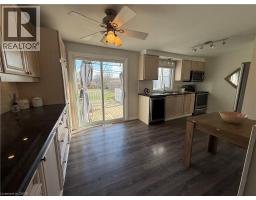 53 MOFFAT Drive - 10