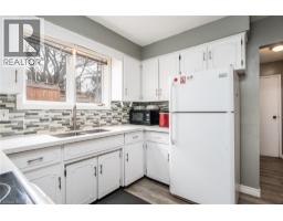 135 VINTAGE Crescent - 23