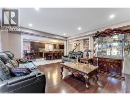 334 APPLE HILL Crescent - 13