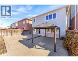 334 APPLE HILL Crescent - 35