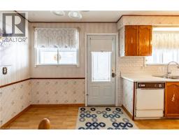 93 NICKOLAS Crescent - 7