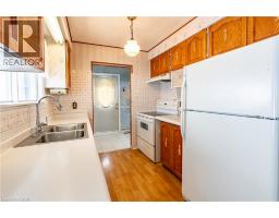 93 NICKOLAS Crescent - 8