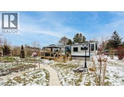 495856 10TH Line UnitNo. 92 - 23