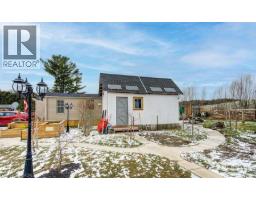 495856 10TH Line UnitNo. 92 - 25