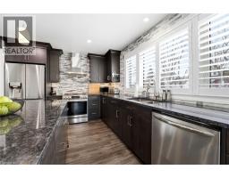 475 CAMPBELL Street W - 14